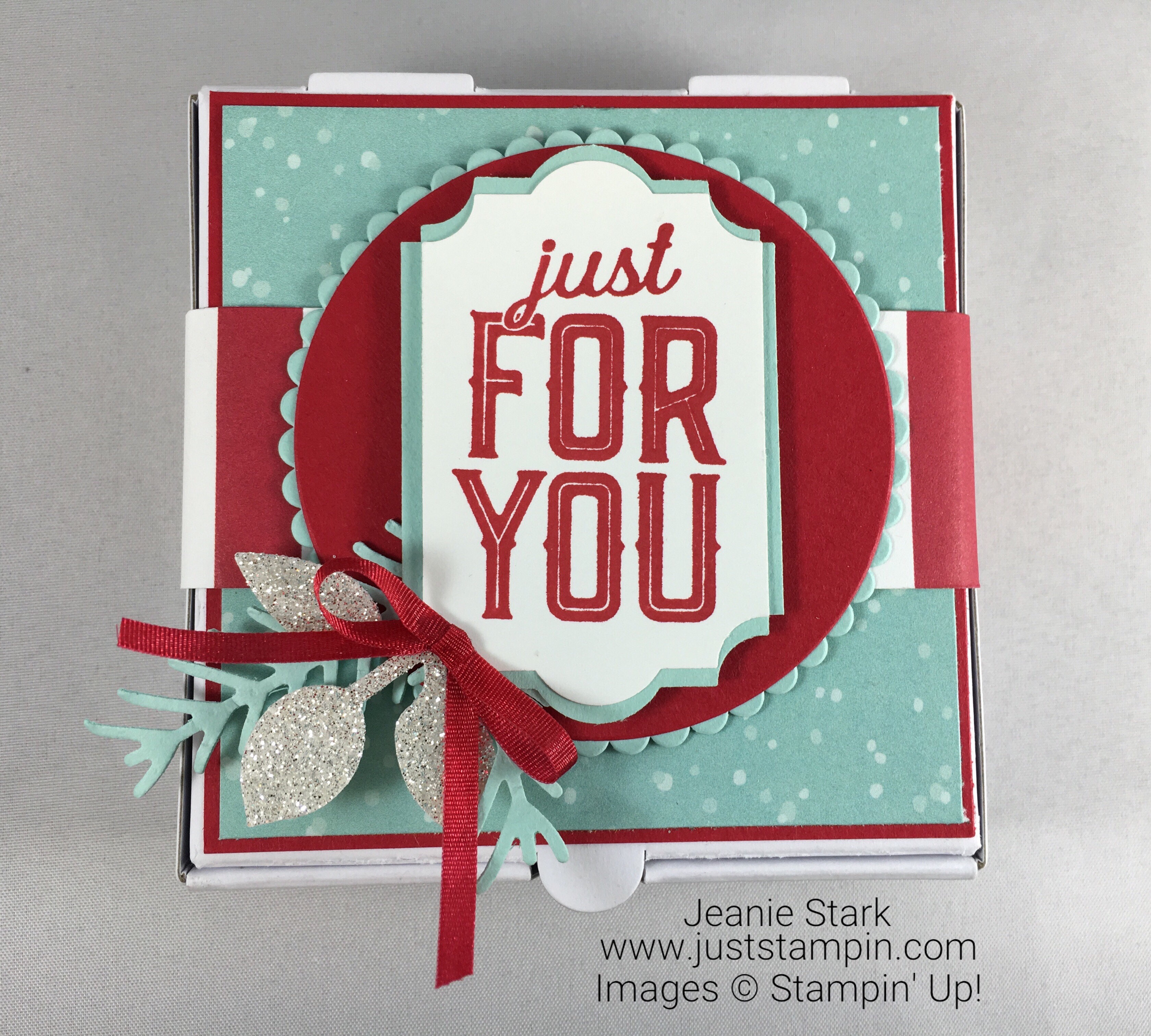 Stampin Up Merry Little Labels gift box idea using Everyday Label Punch, Leaf Punch, Pretty Pines Thinlits, Layering Circles and a pizza box. Jeanie Stark StampinUp